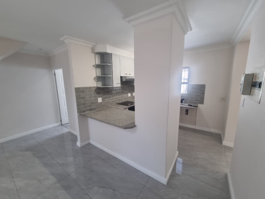 To Let 3 Bedroom Property for Rent in Rondebosch East Western Cape